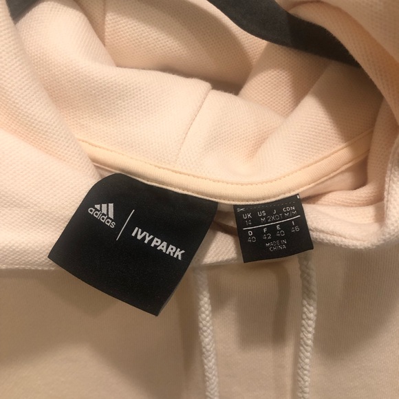 IVY PARK Hoodie Drop 1 - Picture 5 of 5